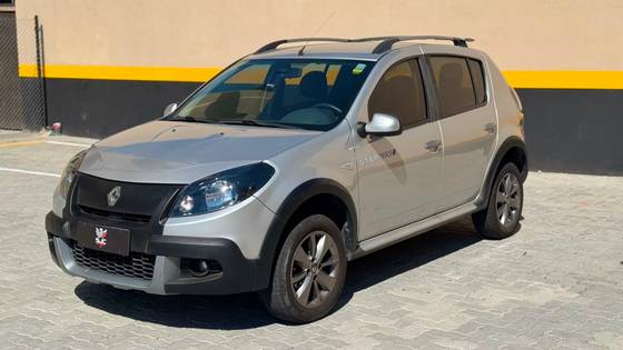 RENAULT SANDERO 1.6 STEPWAY 16V FLEX 4P MANUAL RENAULT SANDERO 1.6 STEPWAY 16V FLEX 4P MANUAL
